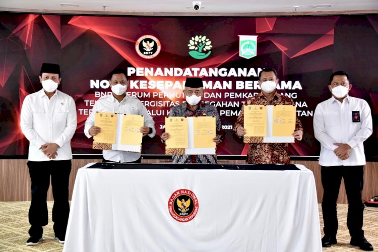 BNPT Teken Nota Kesepahaman Dengan Perhutani dan Pemerintah Kabupaten Malang Sebagai Komitmen Percepatan Realisasi KKTN