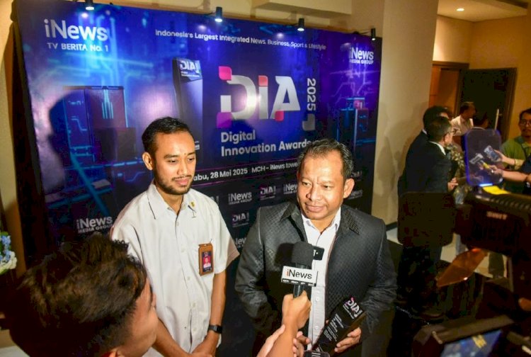 RAIH PENGHARGAAN KATEGORI DIGITAL INNOVATION IN PUBLIC SERVICES DAI 2025, BNPT : TERUS BERINOVASI WUJUDKAN KETERBUKAAN INFORMASI PUBLIK